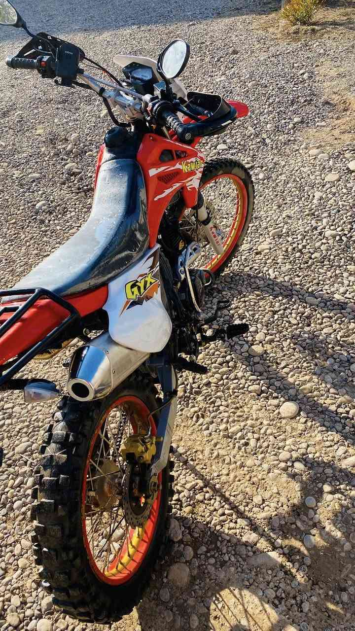 إسلام عليكم ماطور قفاز كاويار للبيع محرك 200cc نضيف حيل كلشي شغال محرك فول السعر مليون و100 وبي مجال للستفسار راسلني خاص
مكاني الحود


**إذا كنت صاحب هذا الإعلان وتريد حذفه لأي سبب، رجاءا أرسل رسالة إلى الدعم الفني**