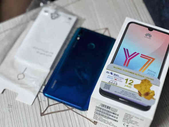 هواوي y7  ذاكرة32 الجهاز نظافتة جدا عالية مداخل اي صيانة استعمالة قليل. انطي ضمان شهر من اي خلل او اشكال. 
السعر75 الف 
الموقع البياع شارع الشهداء مقابل سوق رضا. 
***********.رقم الهاتف بغداد
