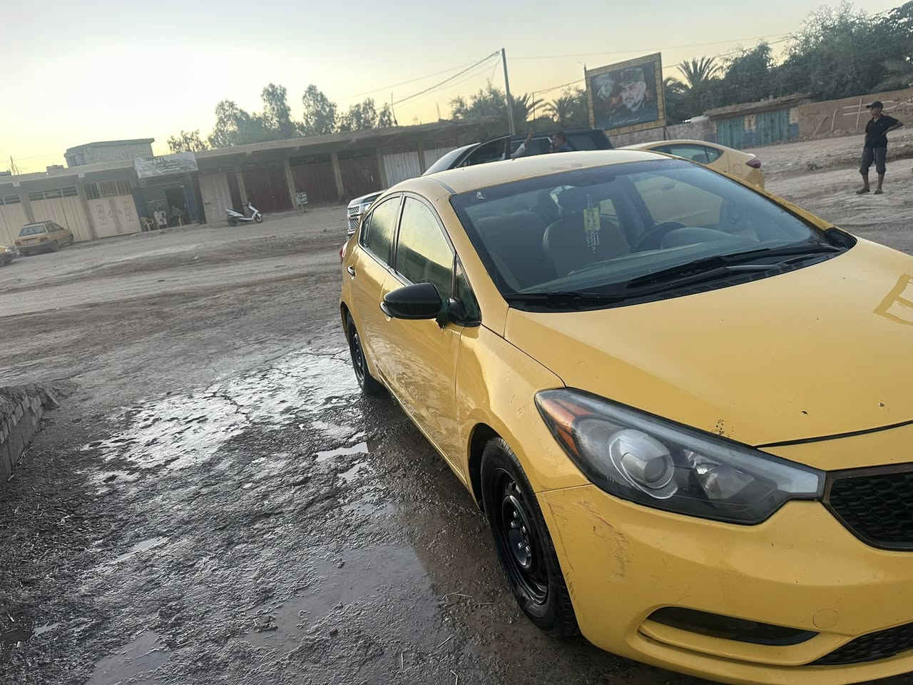 السلام عليكم فورتي ٢٠١٥ أمريكي حادثهة بنيد سيارة نيضفة وجاهزة السعر ٩٥ الاستفسار ***********
