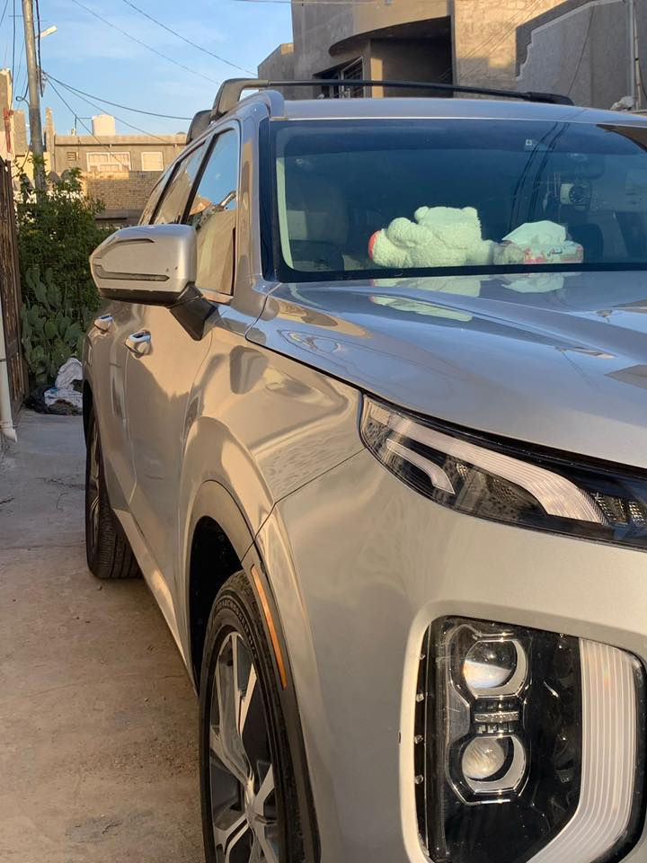 السلام عليكم هونداي بلسايد
موديل ٢٢
رقم اربيل 
اموصفات :تدفئه كشنات 
فتحة سقف 
كامره خلفيه 
سياقه ذاتيه 
رادارات 
اربع حساسات 
كشنات منفصل 
تحكم تبريد خلفي 
جنطه كهربائيه 
ڤي اي بي 
داخل بيجي 
رادارات مري 
نضام تسحلق 
سستم صوت 
دمام 
فورويل 
تخم تاير جديد 
تحكم ستيرن  
كشنات كربائيه  

السياره ماشيه ٦٠  
وارد امريكي  

للستفسار ***********
