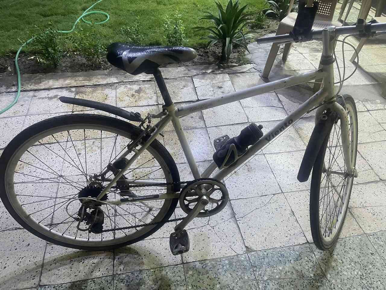 السلام عليكم
بايك 700C للبيع بسعر 100 الف وبي مجال


**إذا كنت صاحب هذا الإعلان وتريد حذفه لأي سبب، رجاءا أرسل رسالة إلى الدعم الفني**