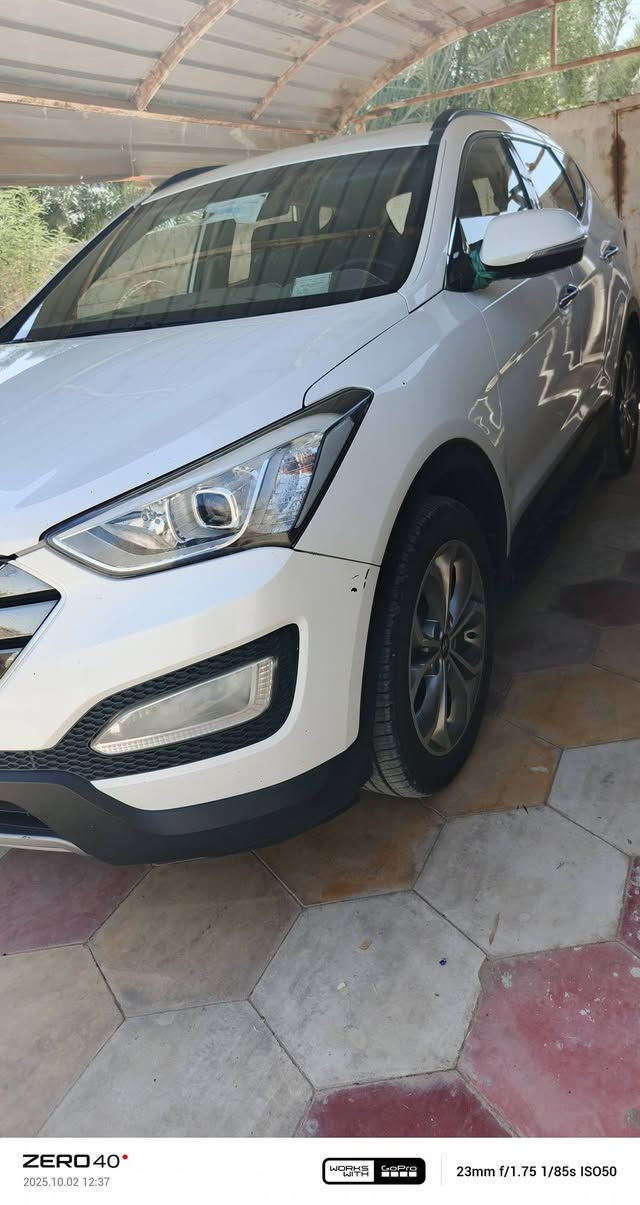 السلام عليكم سنتافيا للبيع مكفولة ماعدة ذني الشخطات بدعامية فقط 6 سلندر خليجي بصمة اشاير ترحيب.... *********** السعر 185 وبيهة مجال.... المكان السماوة
