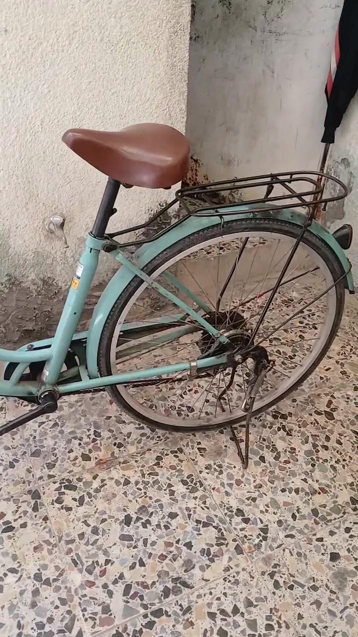 سلام عليكم باسكيل بناتي جديد حديث استعمال قليل  3 شهر فقط حجم 26 سعره 65 بي مجال الحريه الاولى


**إذا كنت صاحب هذا الإعلان وتريد حذفه لأي سبب، رجاءا أرسل رسالة إلى الدعم الفني**