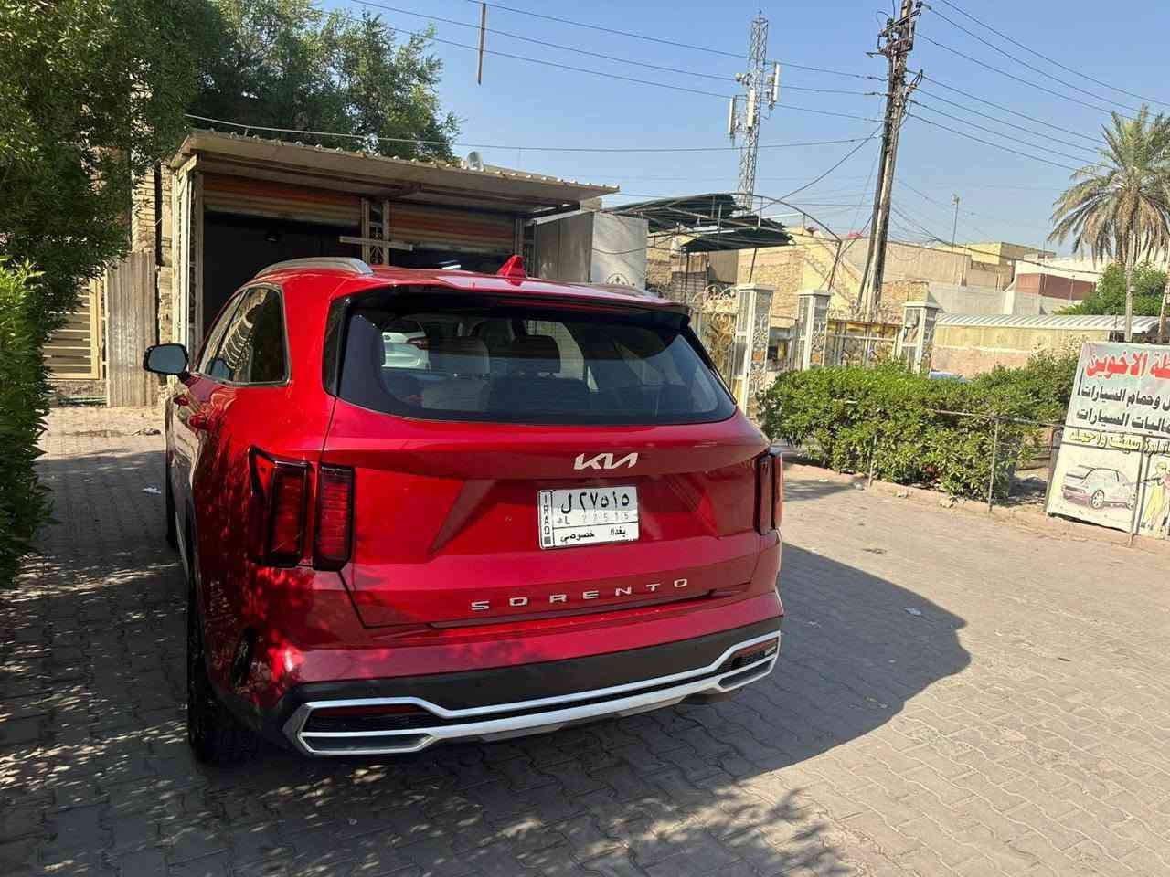 سورنتو هايبرد 2022
مكينة 4سلندر
وارد امريكي حادث خلفي موضح بل صورة 
قطعتين صبغ الجاملغات الخلفية 
فول عدة البانوراما 
بصمة 
شاشة كبيرة
كشنات كهرباء
كشنات سياحي 
داخل كريمي 
قول تحكم ستيرن 
رادارات 
حساسات خلفي امامي
توقف ذاتي 
السعر 220 وبيها مجال 
رقم الهاتف ***********
مكان السيارة بغداد
