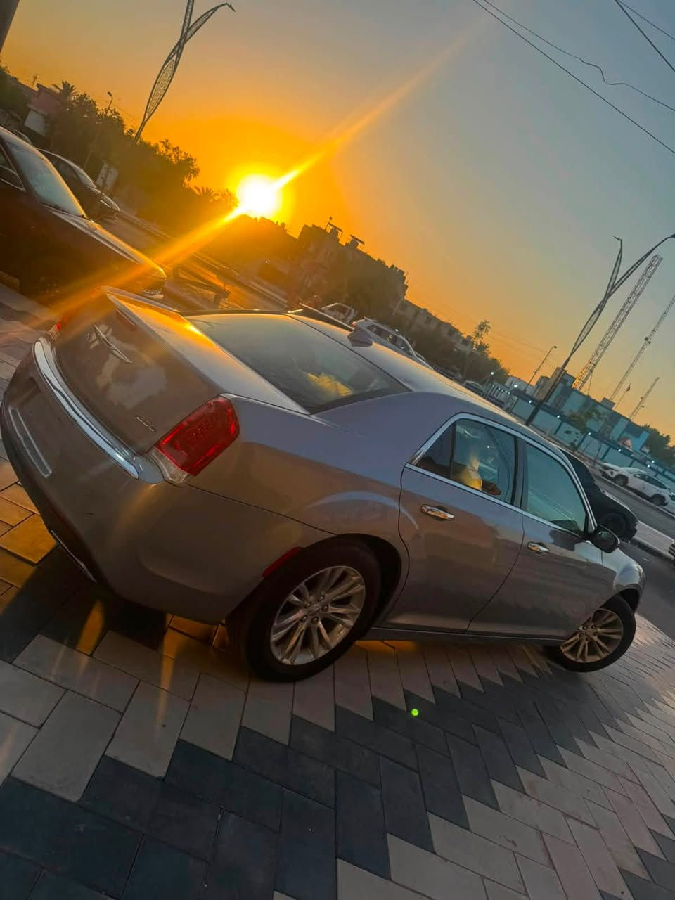 كلايسلر اوباما C2016 دخول جديد كتاب ضباط
رقم صلاح الدين معروفه مواصفات ال C

تجي فول من بونراما وبرده خلفيه وخزن كشنات الجلد 

وغيرها مواصفات السياره بدون ضربه 

سرقه جاملغ ودعاميه 

بيه صبغ بنيد وجاملغ لان اجه غير لون من اميركا 

السياره جاهزه للاخير لايت زنون ويل مكسيكي تخم تاير جديد 

حداديه وغيره مابيه نقص تراي حلو كلش 

ماشيه 160الف 
 

مستلم سنويه ومرقمه فقط لوحات ع تحويل للمشتري اثبته

مكاني بغداد زيونه 

***********

— في ‏زيونة : Zayouna‏.

