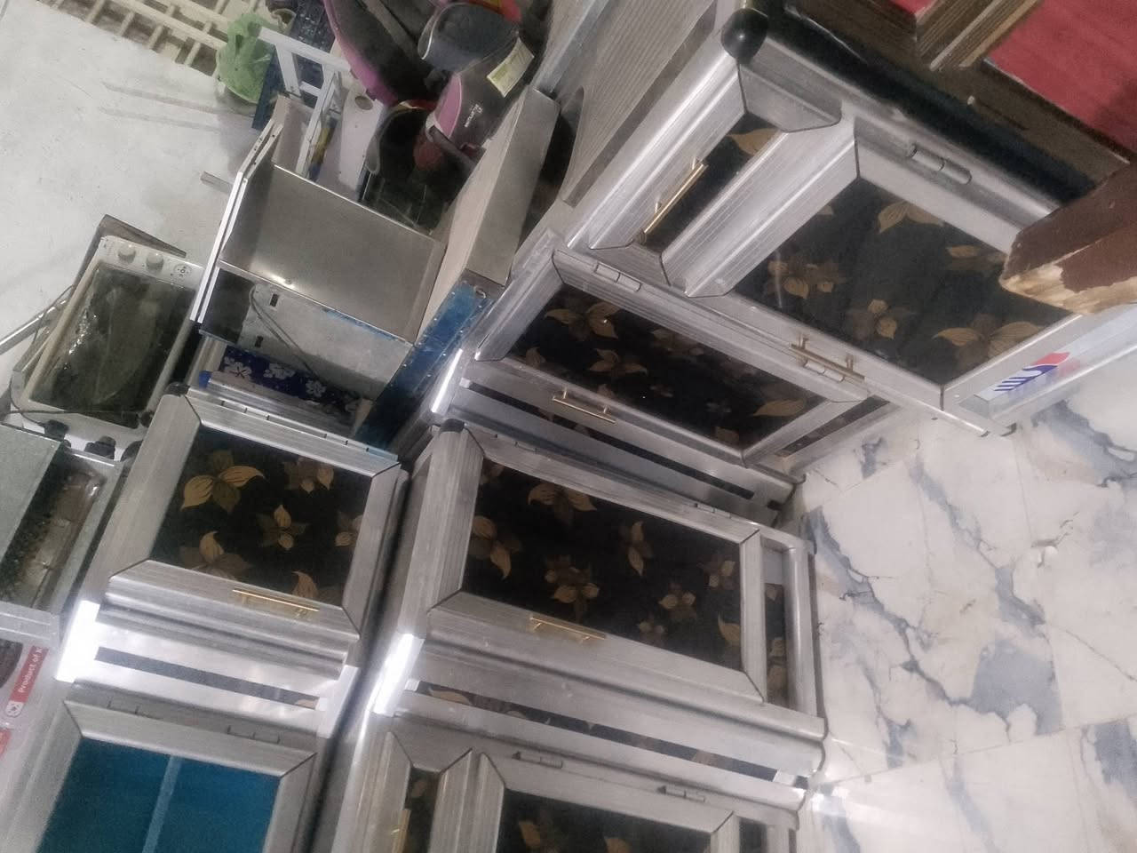 غراض منزليه للبيع العنوان دور نواب الضباط مقابيل السياسين للاستفسار اتصل علئ الرقم ‏‪***********‬‏
