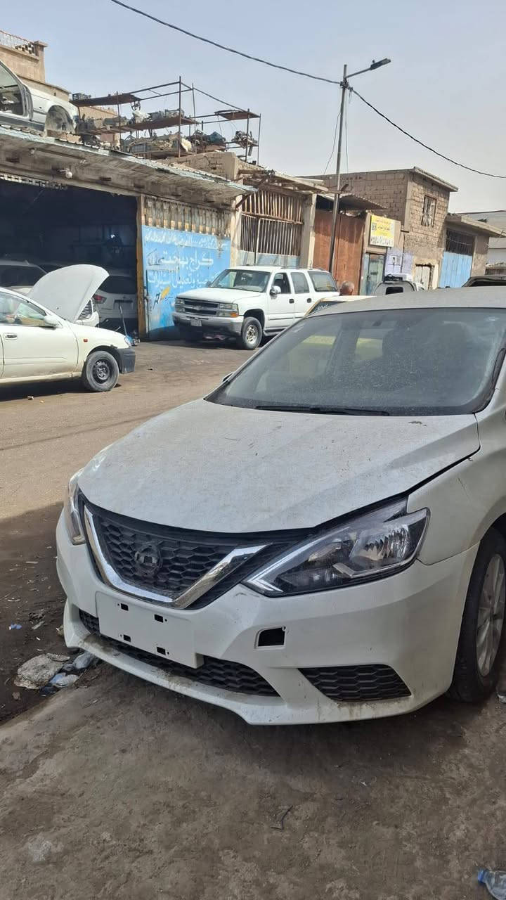 سلام عليكم سياره نيسان 24 طلعناه من الشركه ونضربه السياره ما تشغل العقل ضارب مكينه وكير كفاله بيه جاملغ وبنيد صفحه اليسرى السياره ب 90. بيه مجال الرقم والاستفسار ***********
