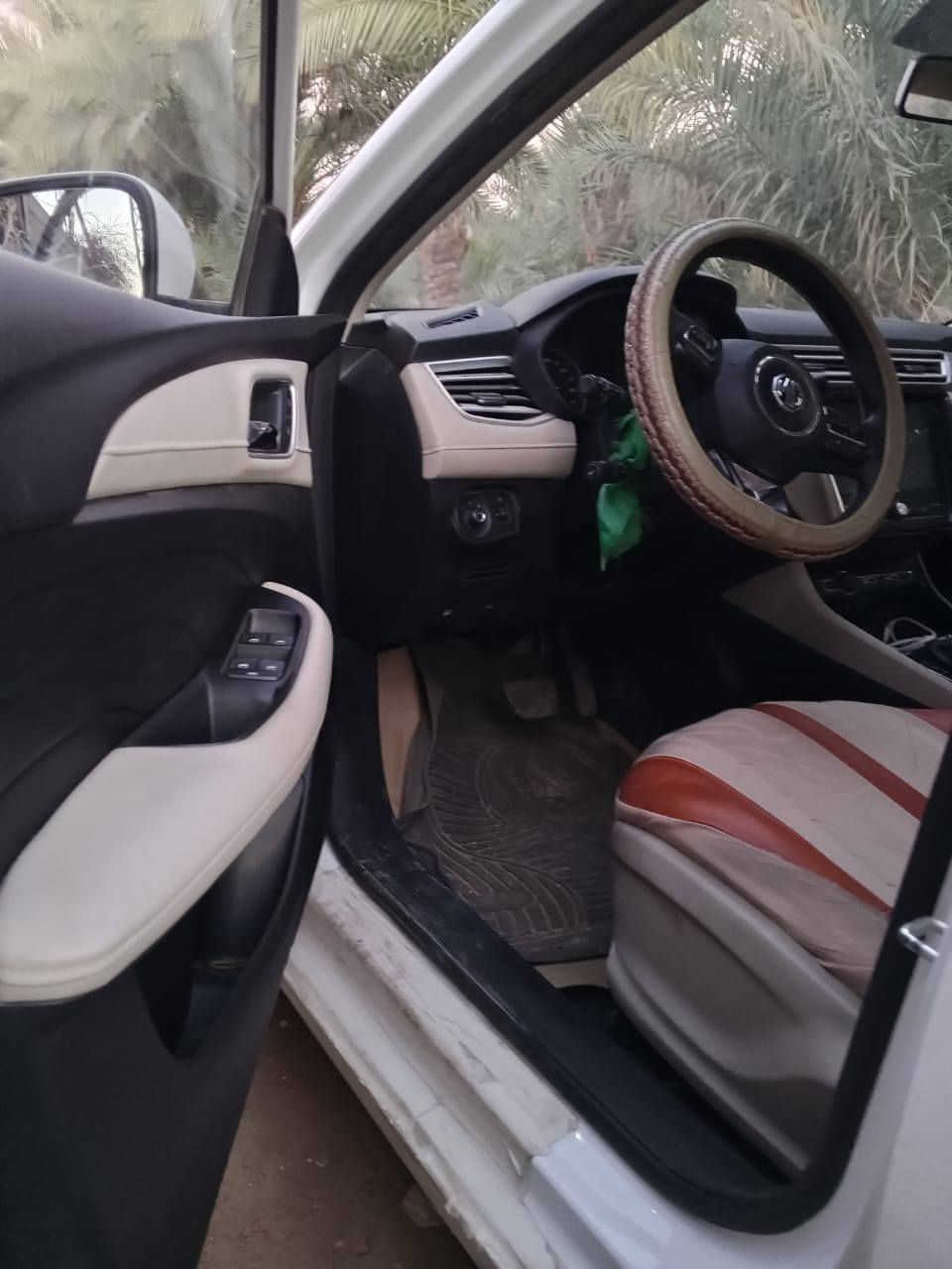 للبيع سيارة ام جي 
موديل 2024
ماشية 16 الف 
السعر 125
جديدة بالباكيت مكفولة من كل شيء 
كل شيء بعده على بلاد الشركة
رقم دولي
للتواصل ***********
النجف كوفه العنوان
