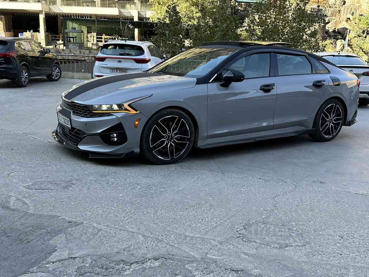 #بغداد Kia k5 
2024 فول للأخير 5 كامرات
كشنات تدفئة وتبريد + كهرباء وخزن 
بدون اي تبديل ظرر جاملغ امامي ومصلح نفسه.
#السعر 235

***********
