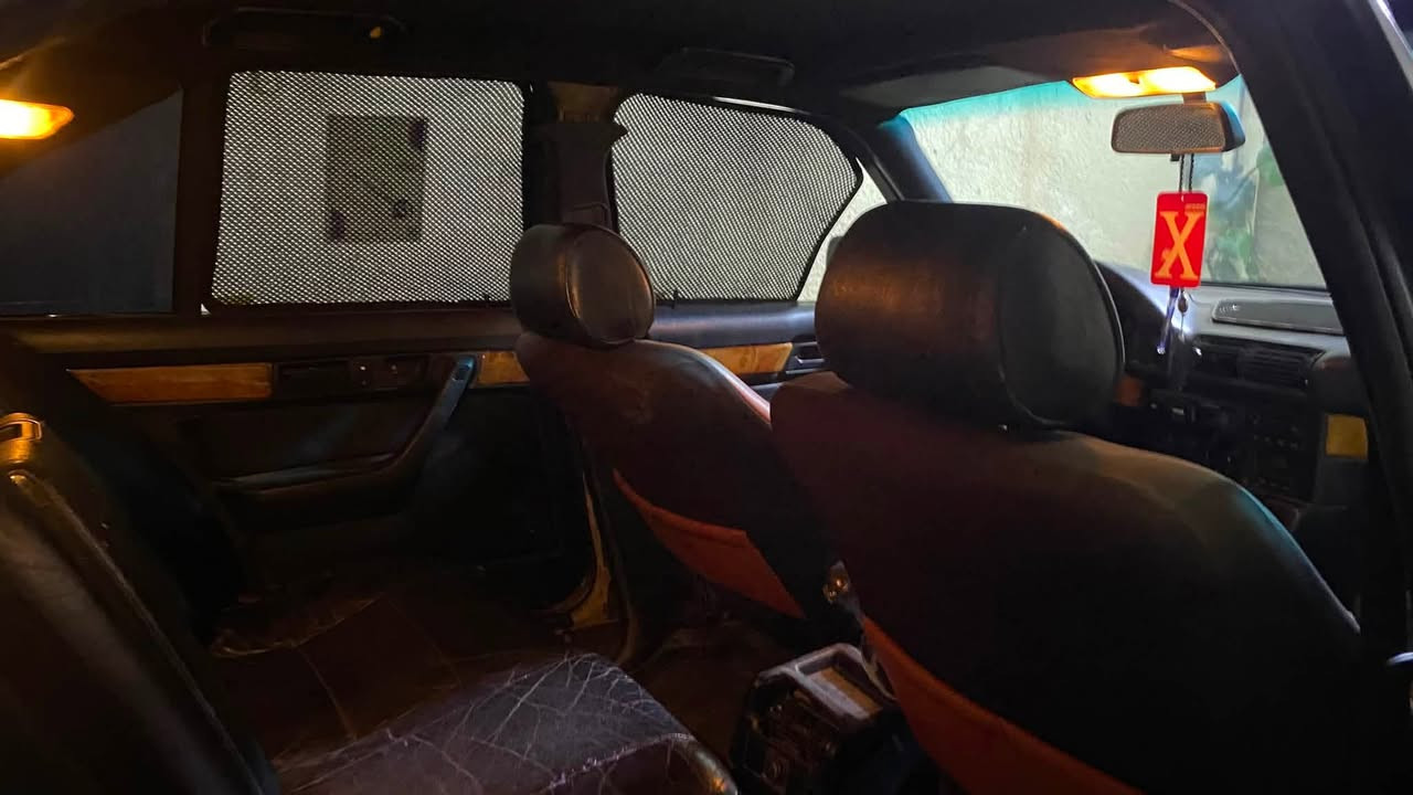 أسلام عليكم عندي bmw520 اصل بس عليها كير أو محرك 525 كبس فول أو عقل أو ضفيره
سياره شرط تبريد شرط ثلج 
بجم عريض  سياره لونها اسود جذابي مكاني موصل 
رقم *********** 
سعر 42
أو امراوس 
تفاصيل اكثر واتساب
