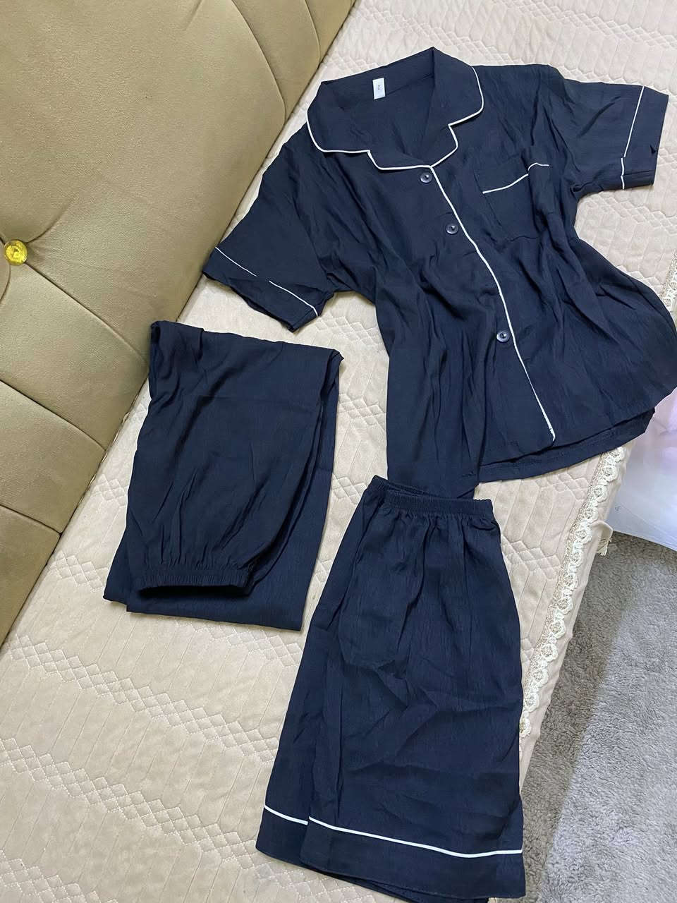 هلوو بنات تراكات شي ان ولافيتو  توصيل موجود جميع لمحافظات ٣ عرض اهلاً وسهلاً اسعار من ١٢ وجوه 🦋🩷


**إذا كنت صاحب هذا الإعلان وتريد حذفه لأي سبب، رجاءا أرسل رسالة إلى الدعم الفني**