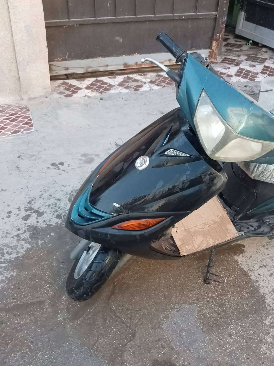 السلام عليكم دراجه ماكس عضم سرعه ١٤٠ مكينه مفتوحه السعر ٢٥٠ وبيه مجال مكاني بابل المركز  اتصال***********
