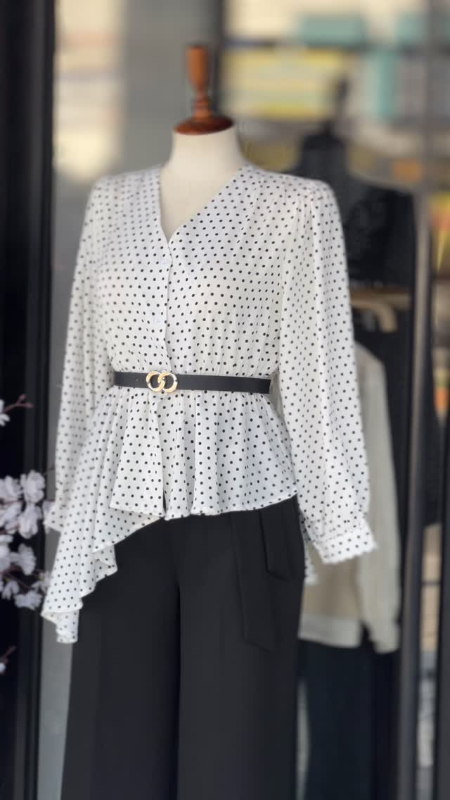 New collection ✨🤍
قميص قياس :38،40،42،44
كيلوت قياس : 38،40،42،44،46،48


**إذا كنت صاحب هذا الإعلان وتريد حذفه لأي سبب، رجاءا أرسل رسالة إلى الدعم الفني**