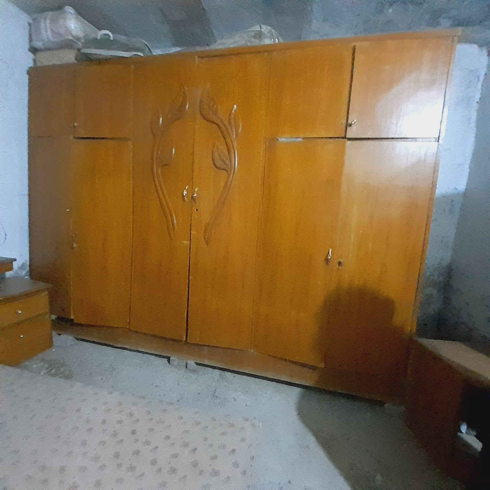 للبيع
غير متواجد على الفيس 
***********
