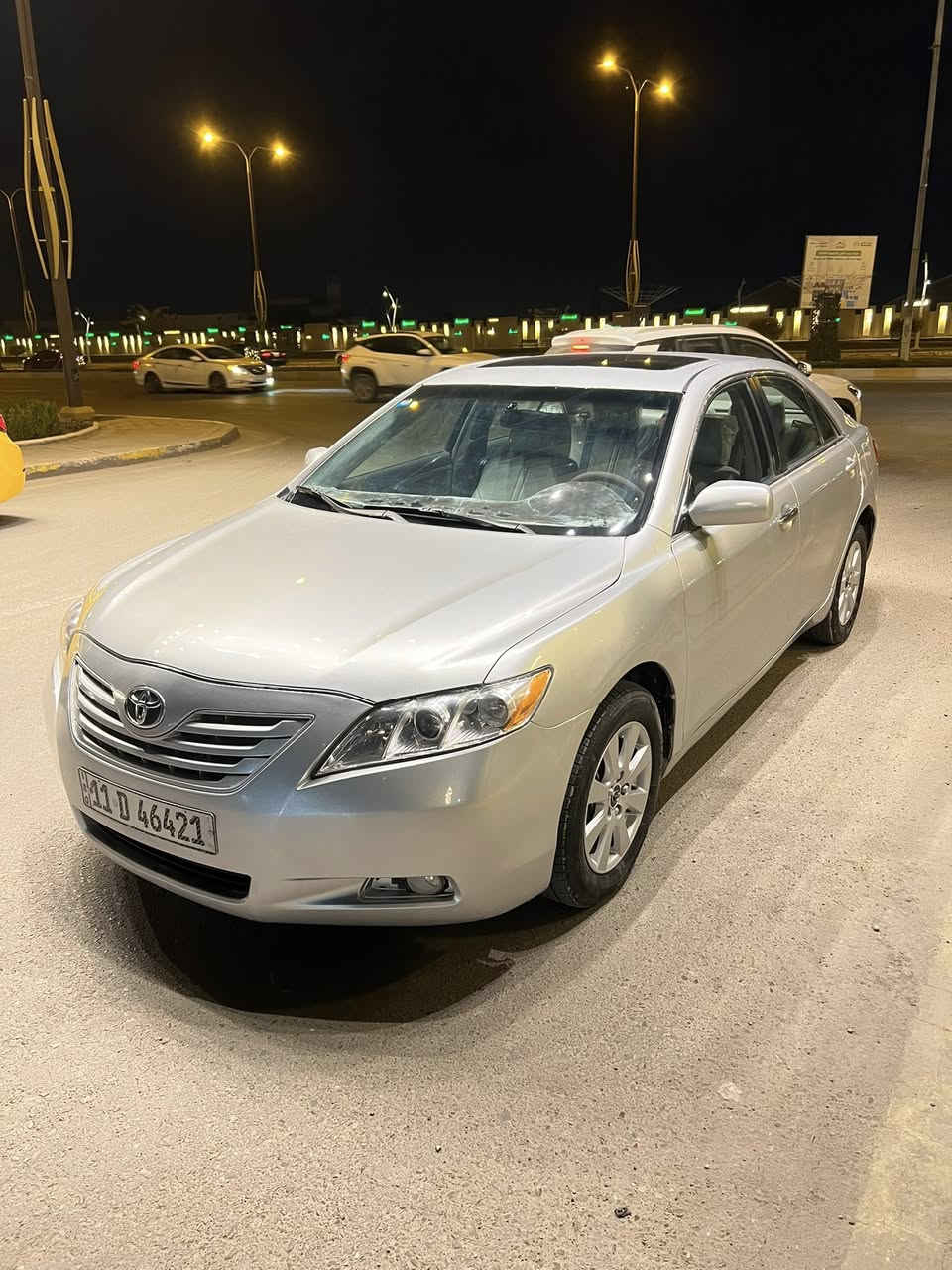 السلام عليكم كامري  وارد امريكي 2007 فول مواصفات رقم بغداد جديد تحويل ثاني يوم مكينه 2400 مال كصه جديده كير خير من الله صدر خلفي امامي جديد تبريد ثلج قطعتين سياره اني صبغته على اديه حزام صبغ درجه اولى  قماره بلاديه شركه  غرفه السياره كلش جديده  ماشيه 152 ميل كهربائيات على وضع الشركه كشنات كهرباء السعر ٩٢ بيها مجال للشراي مكاني الفلوجه حي العسكري ***********
