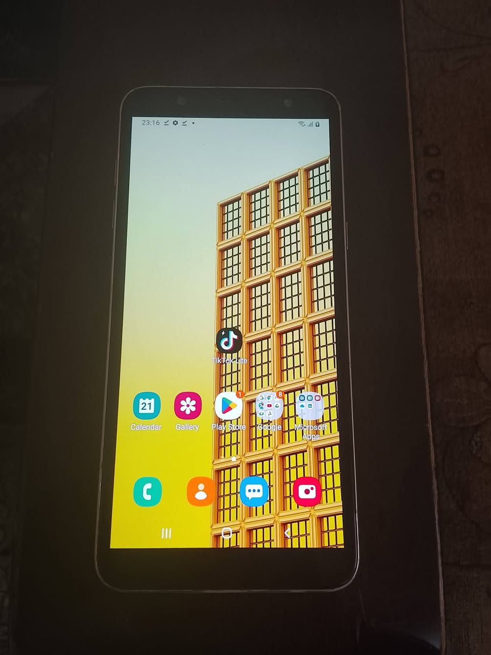 جهاز Samsung J8 للبيع جهاز مداخل تصليح شاشته سوبر اموليد ذاكرة 64 مع خطين سيمكارت ومنفذ رام يستقبل حتى ذاكرة 256 للبيع ب 60 الف


**إذا كنت صاحب هذا الإعلان وتريد حذفه لأي سبب، رجاءا أرسل رسالة إلى الدعم الفني**