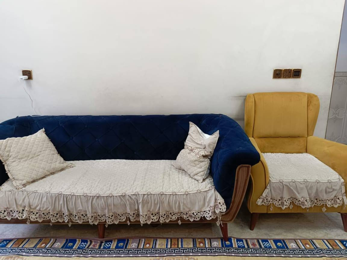 تخم للبيع 10مقاعد العنوان بغداد ام الكبر والغزلان حسينيه الكتاب والعتره متواجد واتساب  ***********
