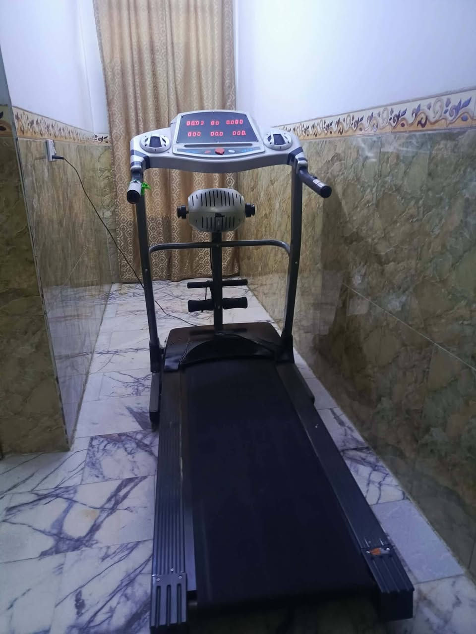 جهاز جري يشيل ٢٠٠ وزن سعرهه ٢٢٥ وبي مجال


**إذا كنت صاحب هذا الإعلان وتريد حذفه لأي سبب، رجاءا أرسل رسالة إلى الدعم الفني**
