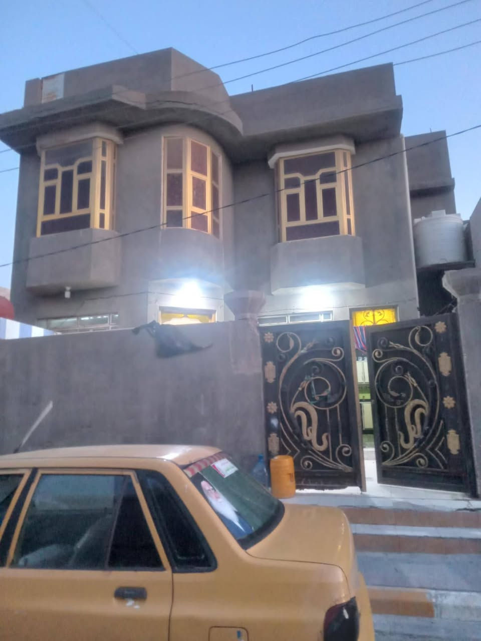 االسلام عليكم لباخ متفرغ شغلي بغداد فقط نشتغل جراره تشميع طلس واجهات نثر تصفير وسعار مناسبه رقمي وبيه وتساب ***********📲
