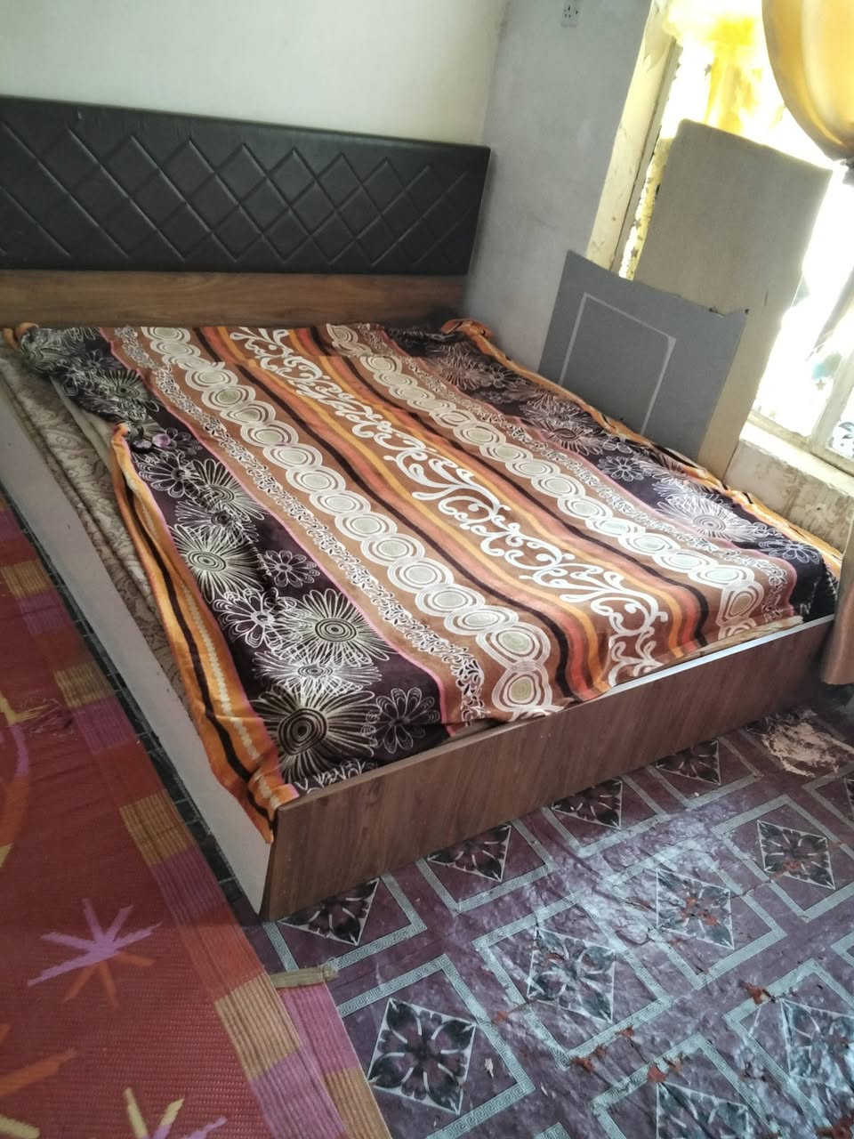 جربايه مع الكومديات عدد 2 بسعر 150 وبيها مجال بسيط اليريدها يراسلني اويتصل ويدلل مكاني الاحرار توصيل موجود حسب الأتفاق راسل اواتصل وبالخدمه ***********
