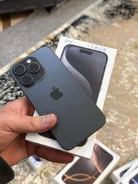 آيفون ١٥ برو • ١٢٨ • بطارية ٨٦٪