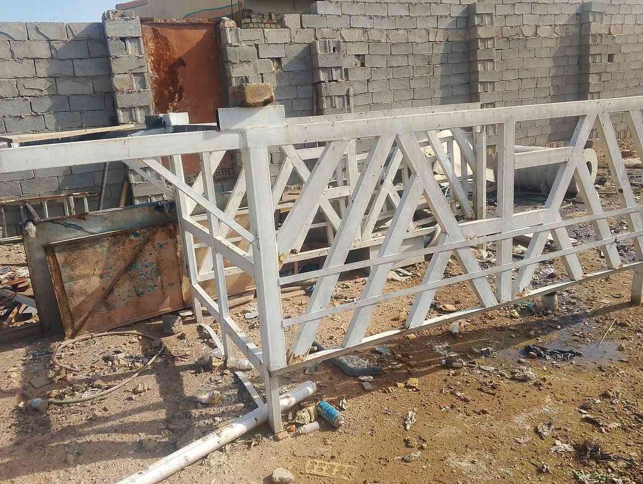 محجر للبيع السعر 400مكانها بغداد الحسينية المعامل ‏‪***********‬‏ حديد ثكيل
