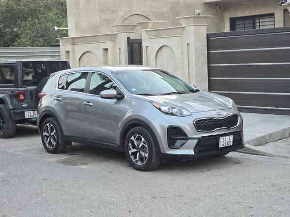 سبورتج 2021  وارد امريكي كلين تايتل 

بدون حادث ولا غرق سونار و تقرير مال امريكا موجود

 مواصفاتها 
 شاشة كبيرة 
تحكمات ستيرن 
تحديد مسار 

السيارة جديدة و بدون نقص مكانهة بغداد حي الاطباء بلجهاد قرب خدمي شارع المطار 

السعر 183 وبيهة مجال بسيط حك الجيه 

للتواصل ***********
