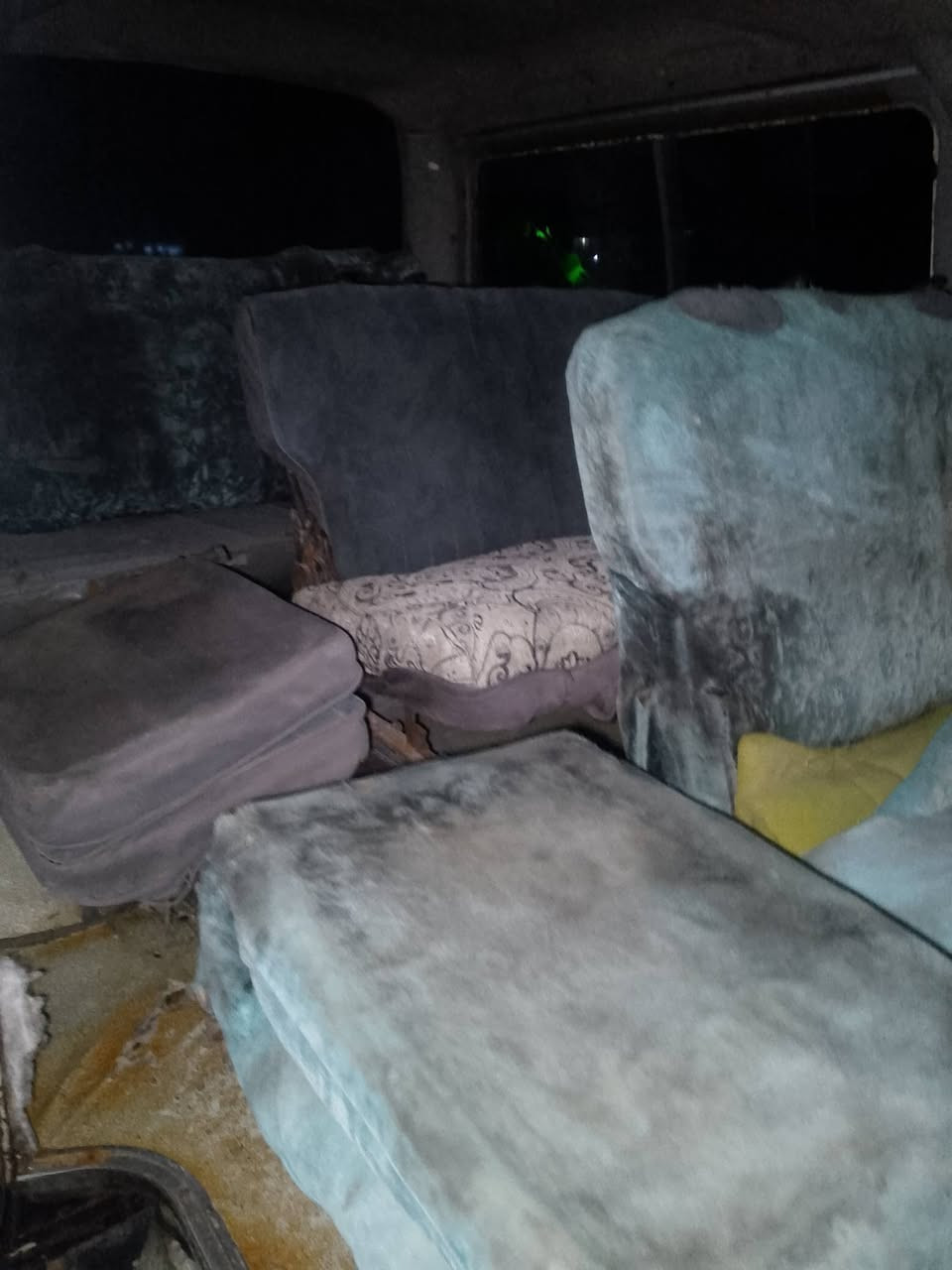 اسلام عليكم شباب كيا بستا للبيع
رقم احمر بدون راعي مكينه تنقص كير ال2مايجي 

السعر10بيه مجال قليل المكان حله ورديه خارج 

*********** وشاصي فارك عن الكاعيه 

نكره سلف وين مايعجبك شغل وطلع
