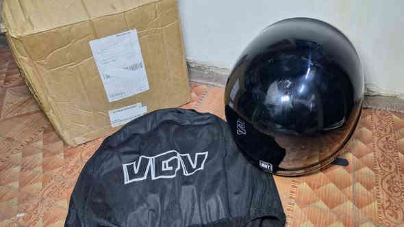 للبيع السعر 80 الف خوذة ماركة اصلي  مامستخدمه ***********
