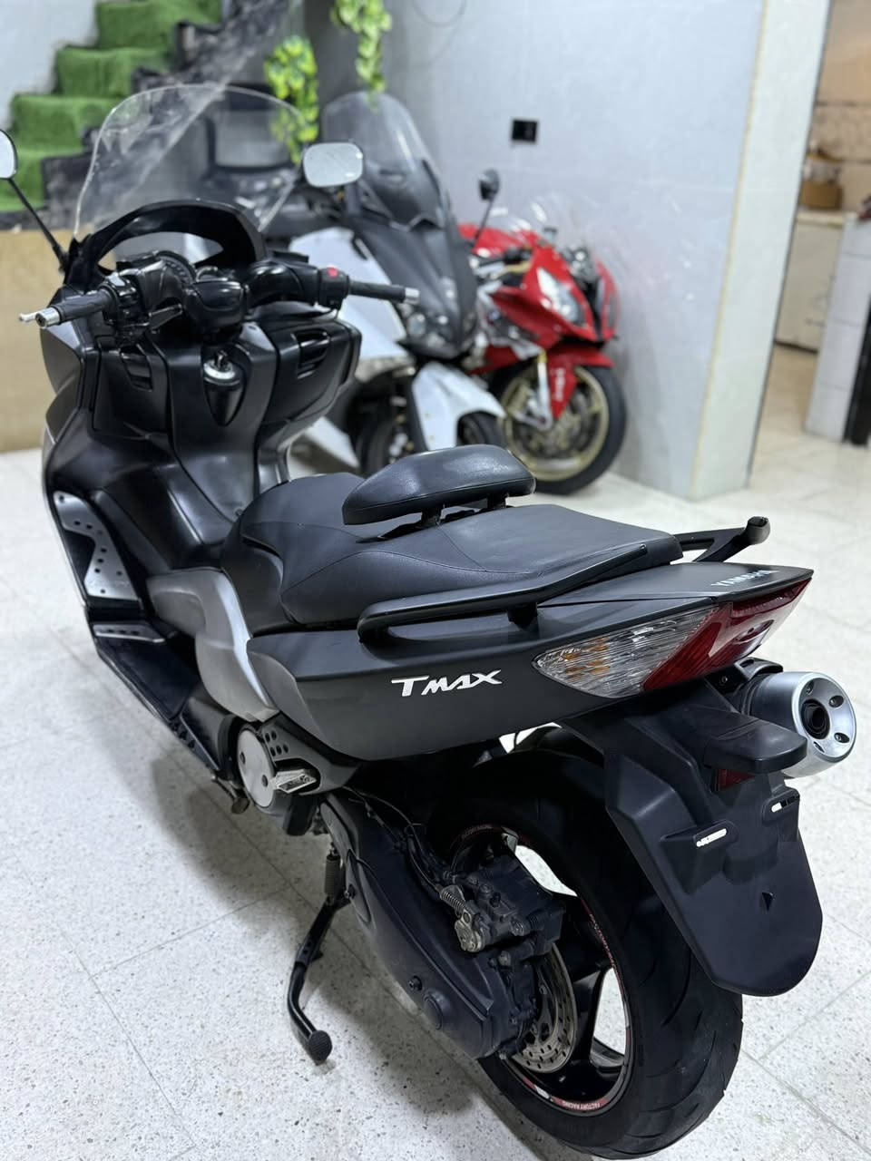 بسم الله ما شاء الله
TMAX 500 2011 رمبة غير مستخدم فئة تاج ماكس
المسافة المقطوعة 32km
نظافة 100/100
بيع فقط بدون رقم فقط عقد بيع وشراء
العنوان مدينة الصدر شارع الفلاح قطاع ١٢
الراغب بالشراء هـ***********
