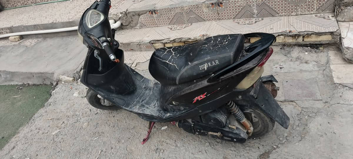 دراجه ماكس للبيع سعر 500 بيها مجال مفتوحه مره وحده كلشي شغال ما عده الكلوب ولهورن ما مربوط عنوان القرنه  هاتف واتساب ‏‪***********‬‏
