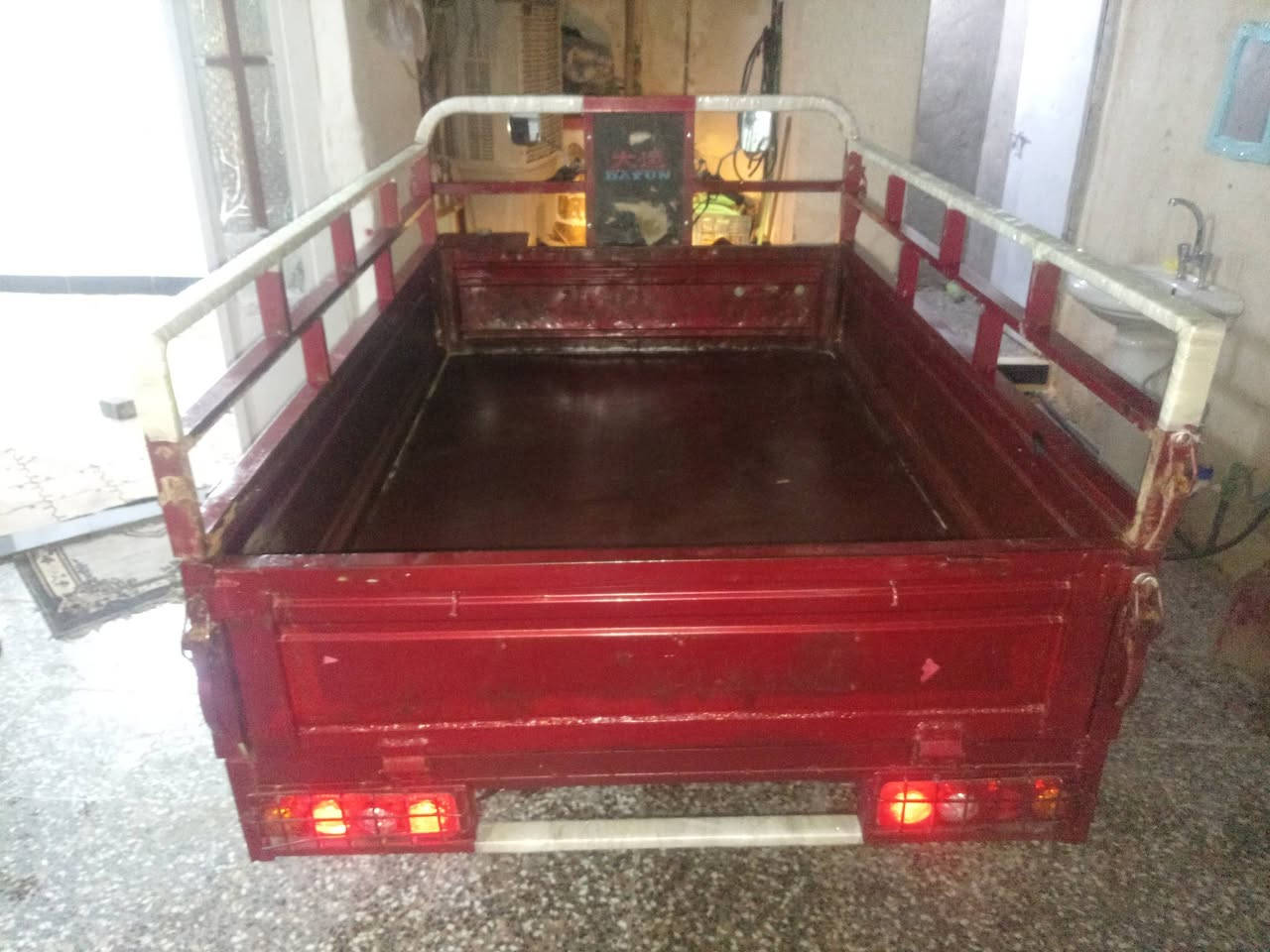 السلام عليكم ستوته ديوان ٢٠١٨اوراق كامله كهربائيات شغاله سلف هندر ستوته نضيفه متحمل اي خياس السعر مليون وربع وبيها مجال مكاني بغداد على السياحي مقابل حسينيه المعامل ***********
