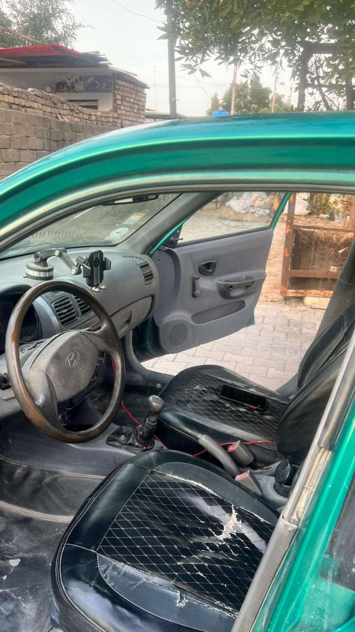 السلام عليكم للبيع فقط فيرنا موديل 2001 السيارة جاهزة كير مكينة جدد تبريد جديد رقم انكليزي بسمي وسنوية جديدة بيهه سيارة كبل للشارع وشرط التحويل السيارة مصبوغة عام للجمالية بدون ضربة قوية وايدي بيهه خير من الله والسيارة كير عادي 
السعر المطلوب 40 ورقه وبي مجال مكاني البياع للاستفسار ***********
