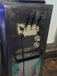 مكينة خياطة • جديدة • ناصرية مركز