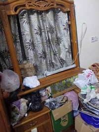 عارضات ٢ • ميز بدون مراية • دراجة كهربائية