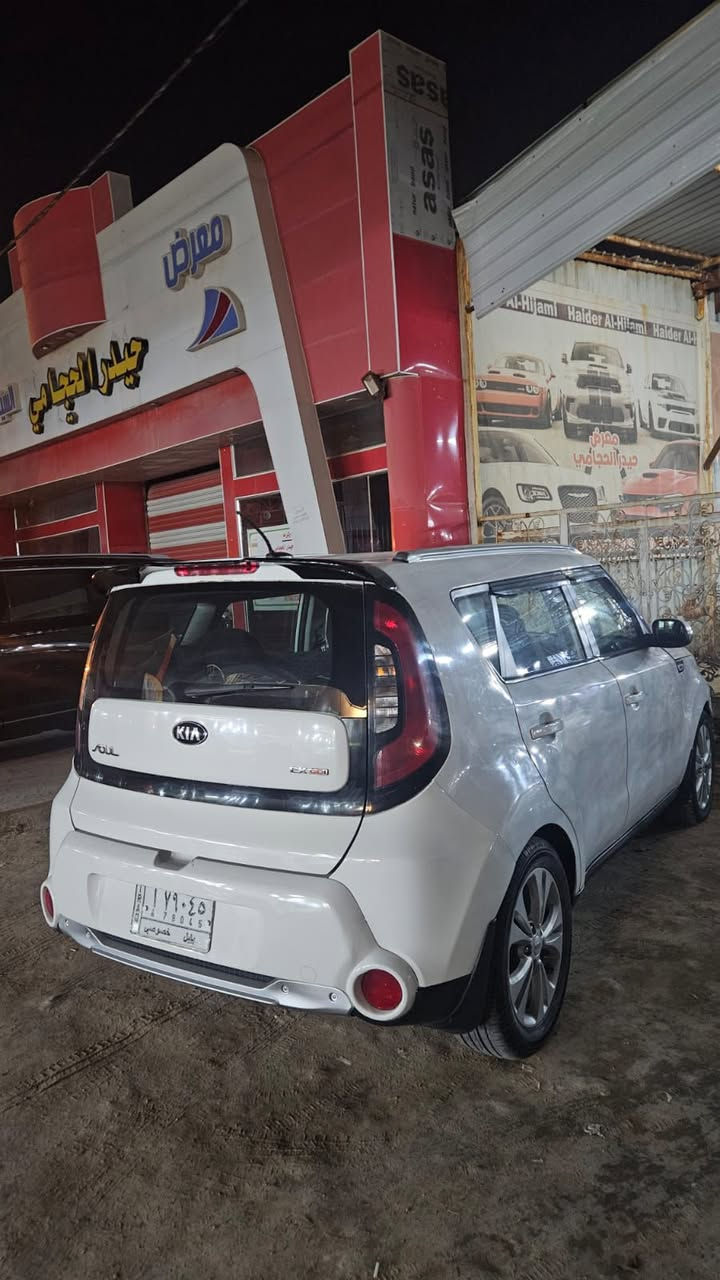 بسم الله الرحمن الرحيم 
رمضان كريم على الجميع 
ماكو هيج سعر بلاش بلاش
كيا صول موديل ٢٠١٥ محرك ٢٠٠٠ 
رقم بابل وارد امريكي 
بيه رشات صبغ 
كير ومحرك جدد. تبريد ثلج.   
حدادية وتخم جديدات 
السعر ٩٣ورقه $
 للاتصال ‭***********
