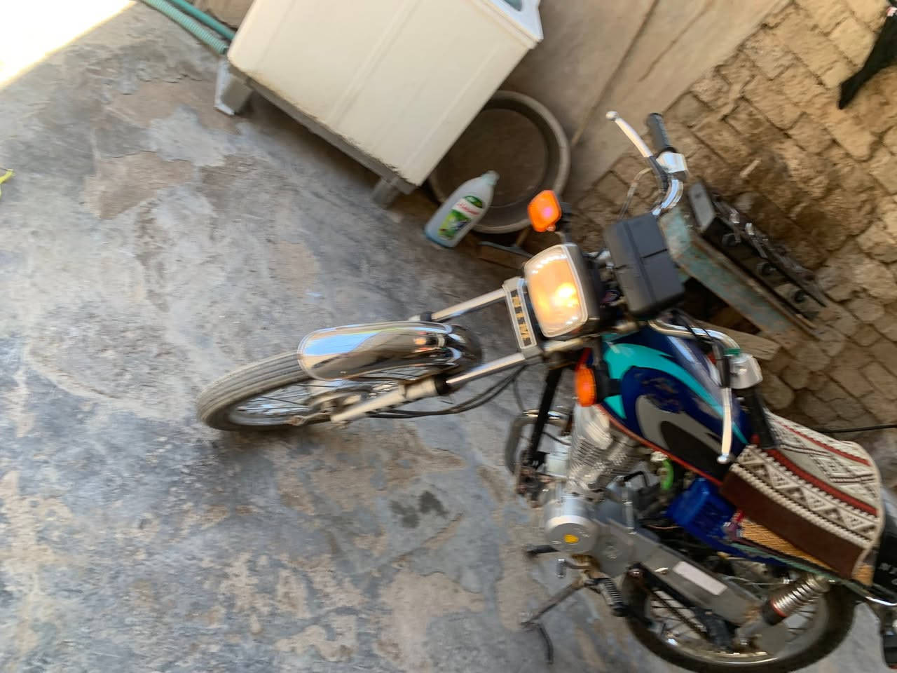 سلام عليكم نامه  متياز البيع مديل ٢٠٢٣ أوراق الدراجه نضيفه وحلوه اتكفلك كفاله عامه وكاتبة التفاصيل عله الرقم ***********  سعره ٤٥٠وبيهه مجال حك الجيه مكاني بابل محاويل عله طريق علي بن الحسين
