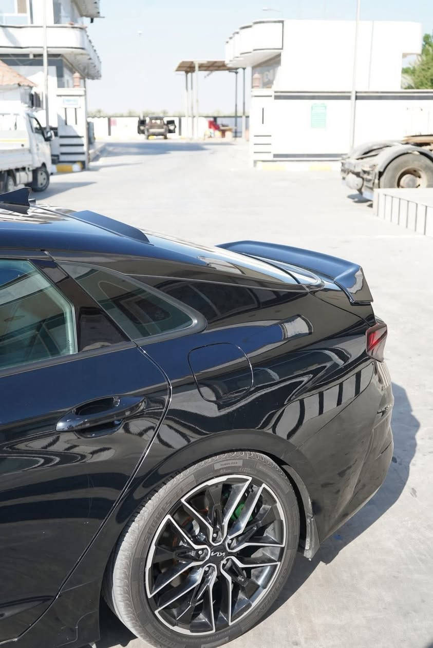 السلام عليكم ورحمة
كي فايف Gt2500تيربو 
حادثها فقط جاملغ سايق تبديل وبيها ٣مكانات بارد اكبر مكان شبر 
بيع او مراوس سعر ١٨٥ورقه وبي مجال مكاني كربلاء 
***********
***********
