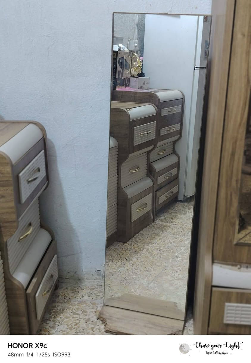 غرفه مستخدمه البيع 750 بيها مجال مكانها حي القاهرة***********
