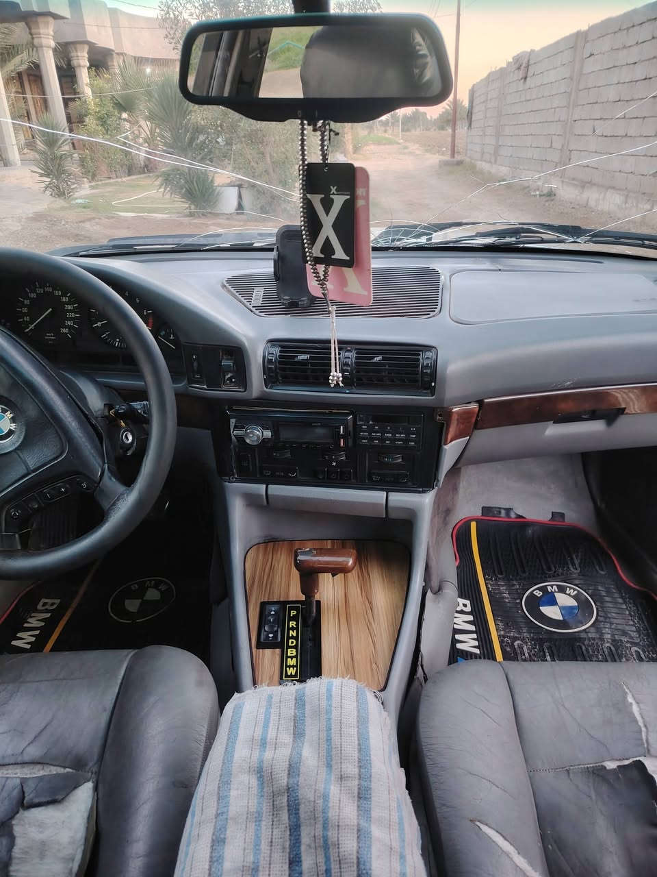 السلام عليكم من رخصت الادمن اعدت النشر بسبب الوعود الكاذبه
للبيع 525 اصل بليته وسنويه محرك مسكر موديل 1991رقم صلاح الدين  تبريد كهربائيات اي نقص مابيها  باسمي  مكاني ابوغريب قرب السجن السعر 68 وبيها مجال


**إذا كنت صاحب هذا الإعلان وتريد حذفه لأي سبب، رجاءا أرسل رسالة إلى الدعم الفني**