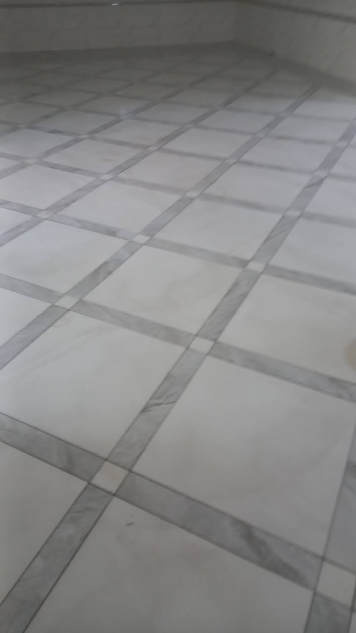 السلام عليكم خلفه مصري سيراميك كاشي مرمر بايات شغل هندسي ليزر تسليم مهندس وبأسعار مناسبه ان شاءالله في خدمتكم للتواصل *********** ابو خديجه المصري
