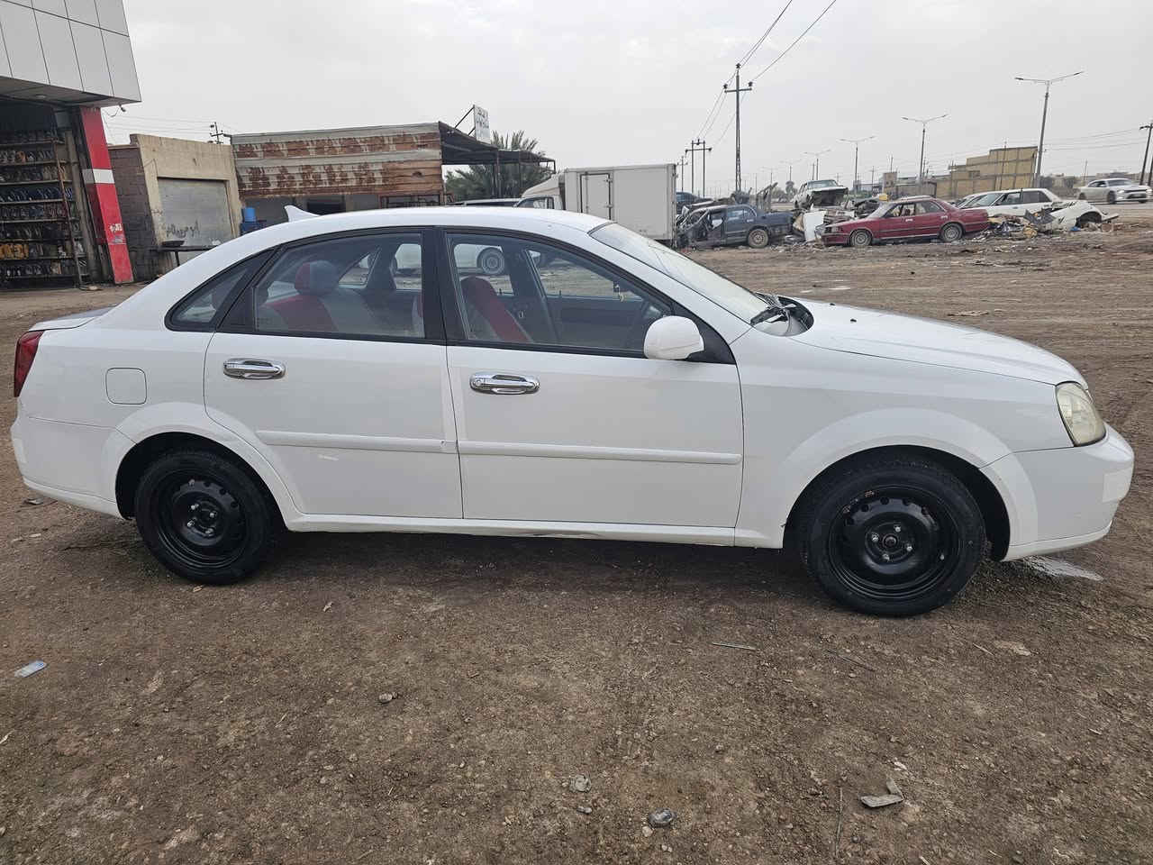 سيارة اوبترا ٢٠١٢ رقم بصرة دولي بأسمي جاهزة محرك وكير وحدادية وتبريد وتخم تاير و البدي على الفحص بسعر 80$ المكان الناصرية مركز المدينة 
***********
