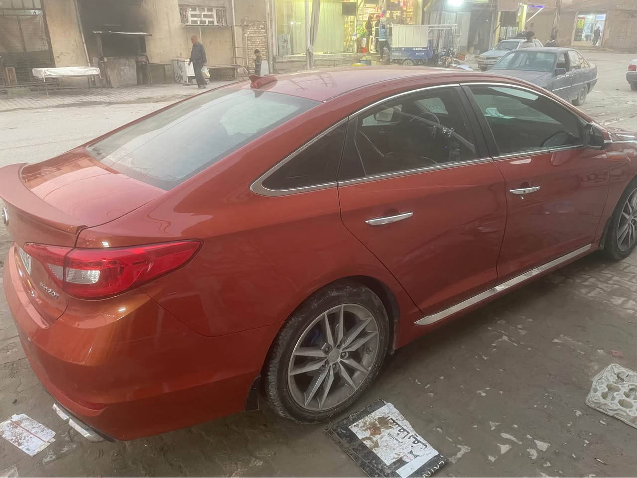 سوناتا وارد أمريكي 2015 سبورت اللون مشمشي 
فول مواصفات عدا الفتحة ،

رقم إنكليزي قادسية 
هزة جديدة وسنوية  لحد 2029 
السيارة بأسمي 
الضرر جاملغ وبنيد 
گير ومحرك مكفول 
مكان السيارة النجف (المناذرة) 
السعر 119 وبيها مجال ، 
مامتواجد على الفيس التواصل 
على هذا الرقم *********** Singapore
