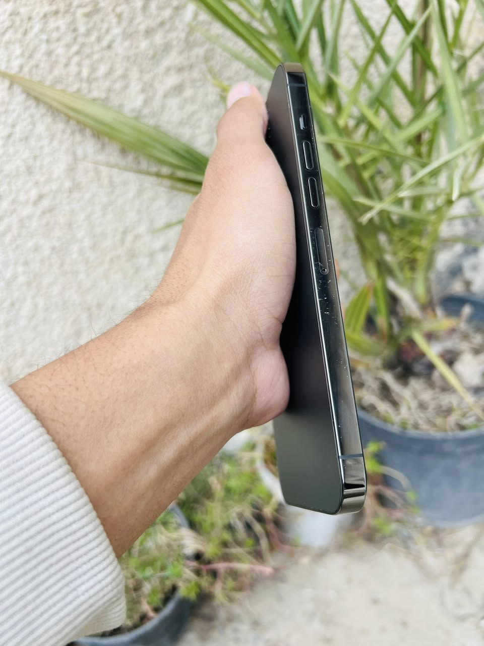 ايفون ١٣ برو ماكس ذاكره ٢٥٦ بطاريه ٩٣ مستبدل شاشه اصليه وكاله فقط كله شغال ومابي اي خلل قفله ٤٩٥ مكاني بغداد ابو غريب ***********
