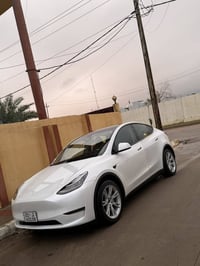 تيسلا Y ٢٠٢٣ • دبل ماطور • مدى ٤٧٥ كم