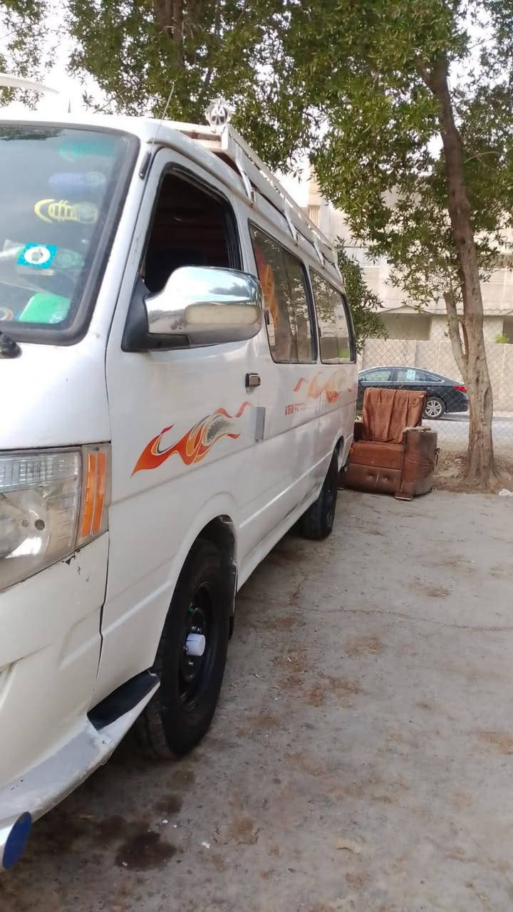 فتون 2011 رقم نگليزي مكينه فور واي ياباني السياره نضيفه موضحه بل صوره تحويل ثاني يوم سنويه بأسمي مصفره هيئه وغرامات وخط وبحث سياره جاهزه من كلشي  السعر 72 الاتصال ***********
