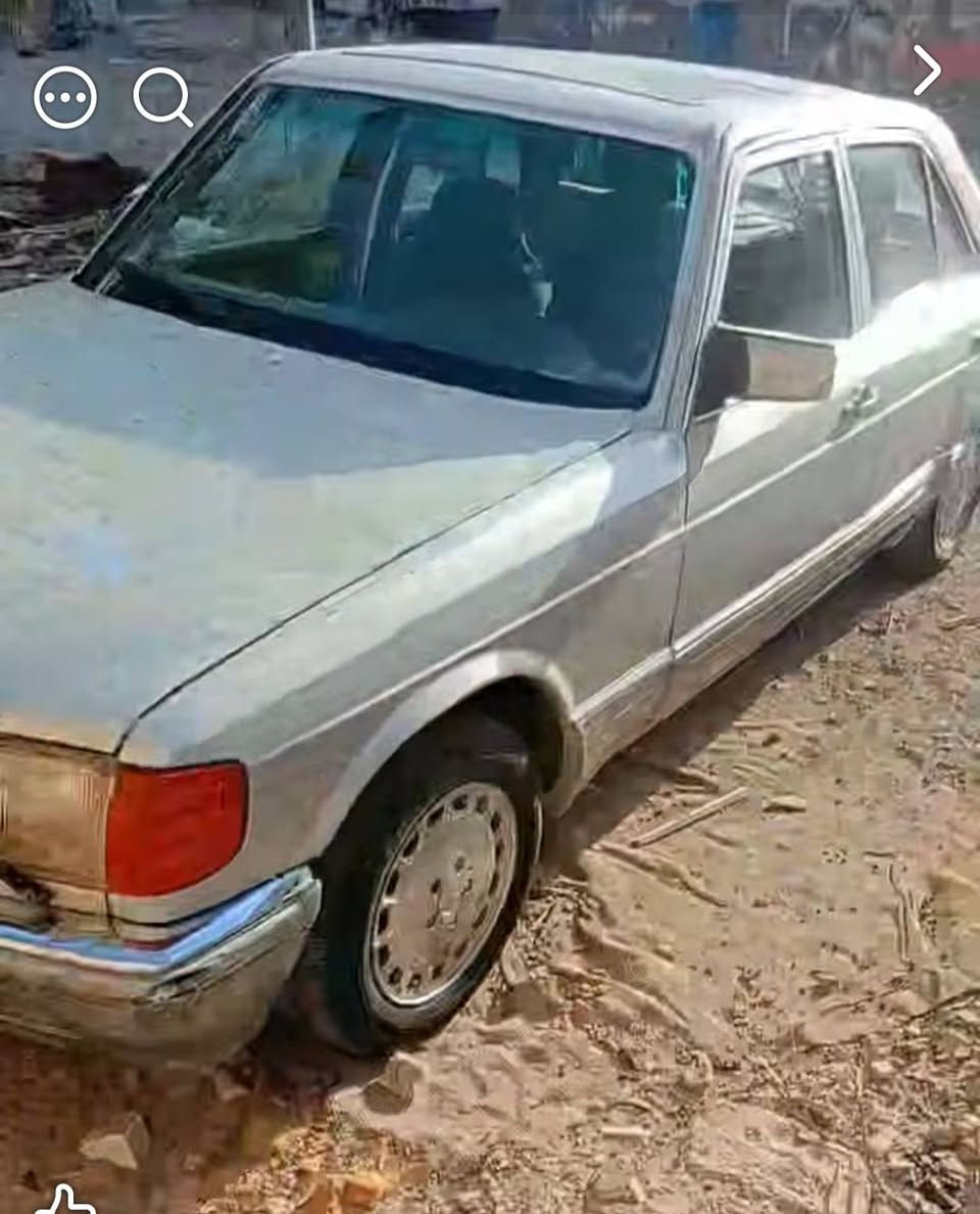 مرسيدس جامبو 90 رقم بغداد محرك 3000 بطه راعيها متوفي اتعهد عن السرقه فقط السعر 17 ورقه العنوان البصره ***********
