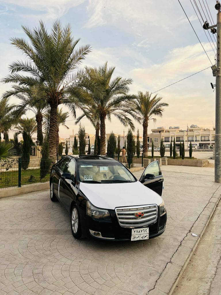 جێلی ئیمگراند مۆدیل2013 دوو پارچی سبوغ هەیە پێشتو پێشی کەپسە گێرو مەکینە و تەبریت بەشەرت 
نرخ65$
***********
*********** أربيل, العراق
