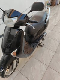 دراجه ليدي حديث محرك مفتوح نضيفه ما بيه اي نقص كفر كهربائياك كله عالبل...