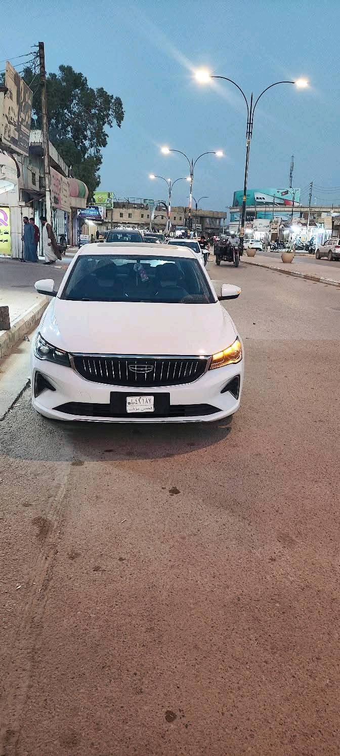 جيلي امكراند فول أوبشن موديل24،خليجي   ،محرك1,500cc، 

مواصـفات:
•گير اوتو وهاند اوتو
• شاشة كبيرةوكاميرا خلفية
•قطعتين تبريد 
•مقاعد جِلد وفتحة سقف
•حساسات أمامية وخلفية 
•بصمة أبواب
•تشغيل عن بُعد. مكان الدوانيه  رقم***********